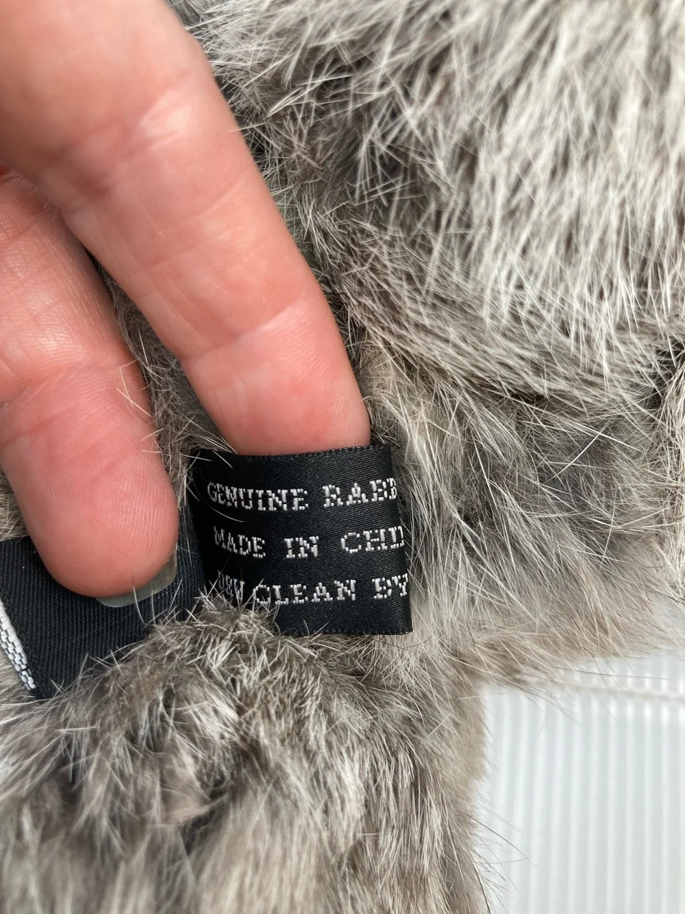 Cejon Genuine Rabbit Fur Pom-Pom Scarf Boa Multi-Tonal Gray Brown Frost Long